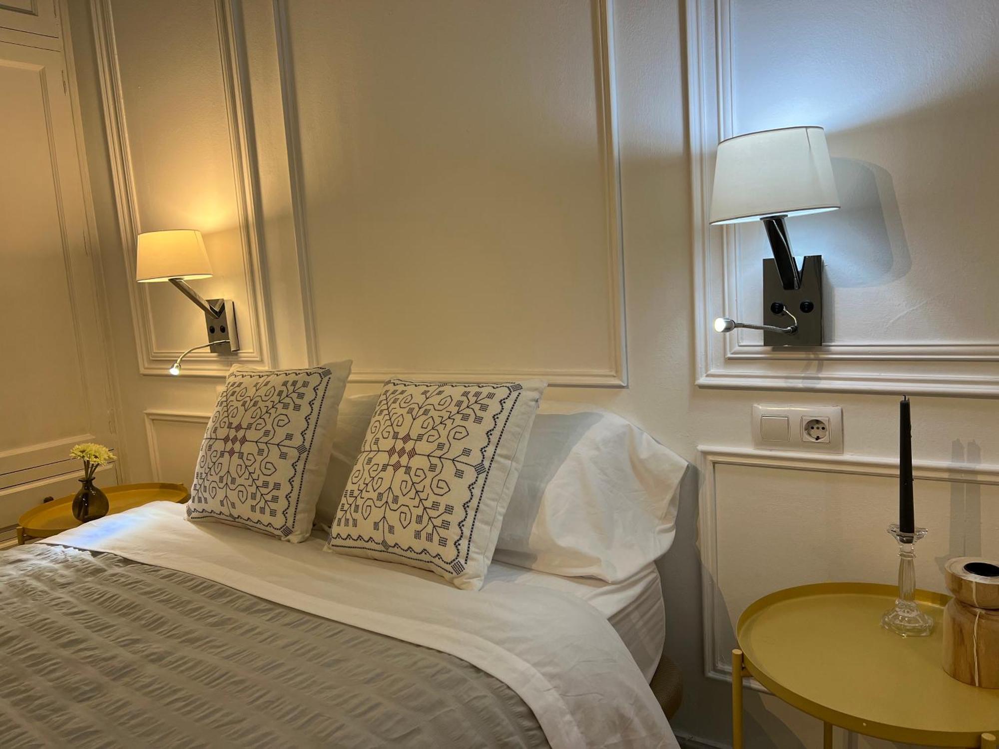 Apartamento En Casco Antiguo - Plaza De La Gavidia Séville Extérieur photo
