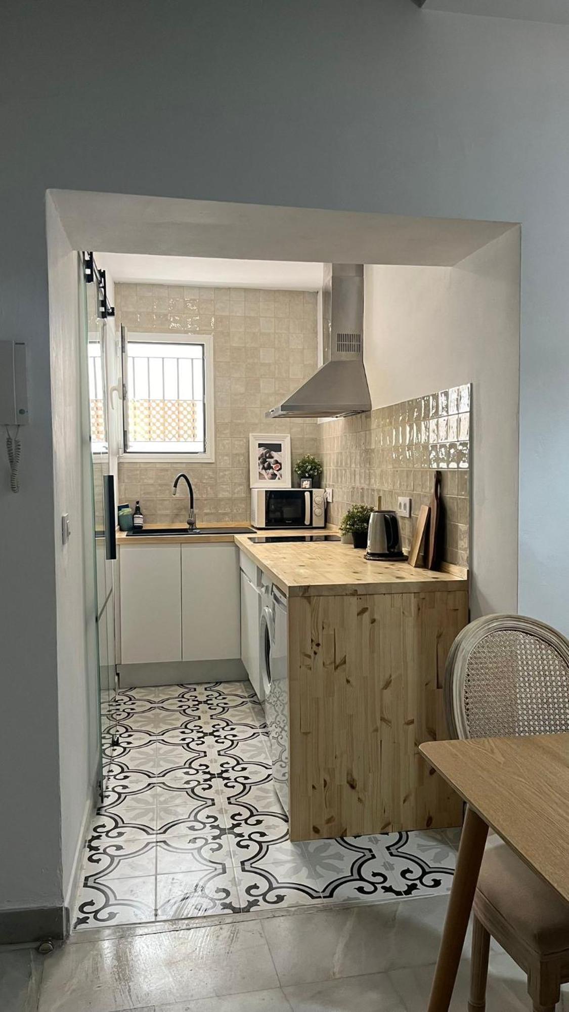 Apartamento En Casco Antiguo - Plaza De La Gavidia Séville Extérieur photo